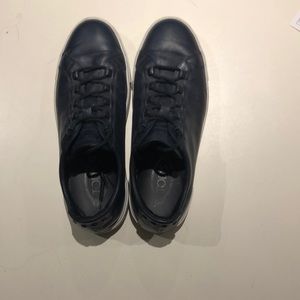 Men’s Tods Navy leather sneaker 8.5